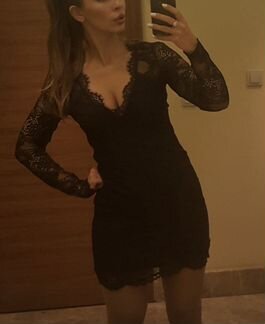 Платье чёрное кружевное H&M