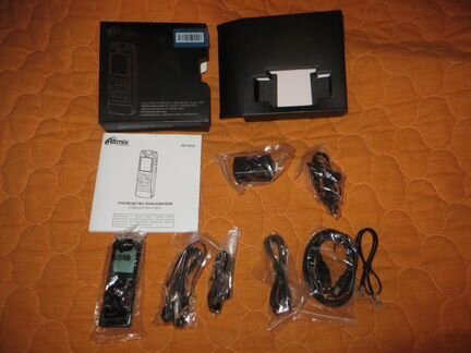 Новый цифровой диктофон MP3 плеер Ritmix RR650 2Gb