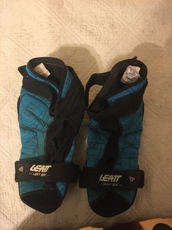 Наколенники Leatt
