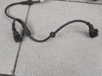 Жгут проводов справа спереди Audi A6 (C6,4F) 2005