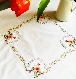 Немецкая скатерть, хлопок, вышивка