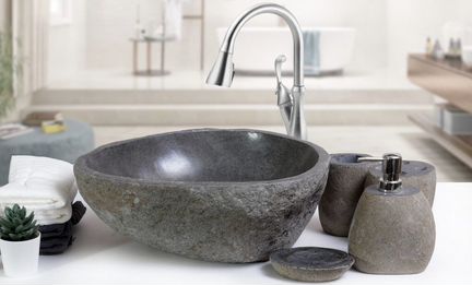 Раковина из речного камня