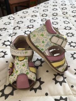 Босоножки для девочки 18 размер