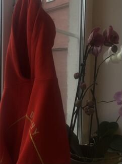 Укороченная толстовка dkny