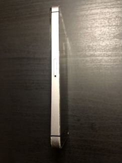 Телефон iPhone 5s