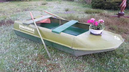 Алюминиевая лодка Романтика в прекрасном состоянии