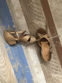 Туфли для бальных танцев