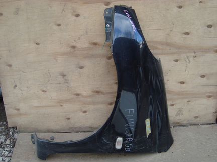Крыло Тойота Функарго Toyota Funcargo левое