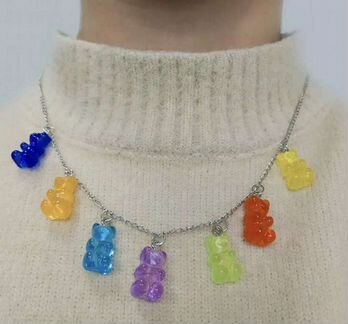 Подвеска с желейными мишками