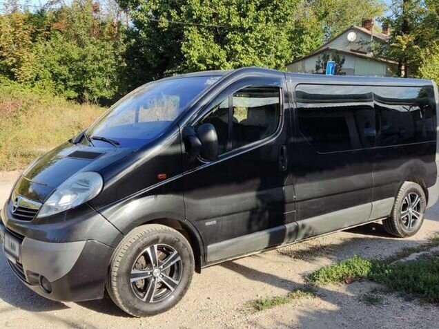 Opel Vivaro 2008 чёрный