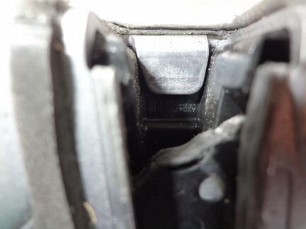Замок двери передней левой Мерседес 204 212 218