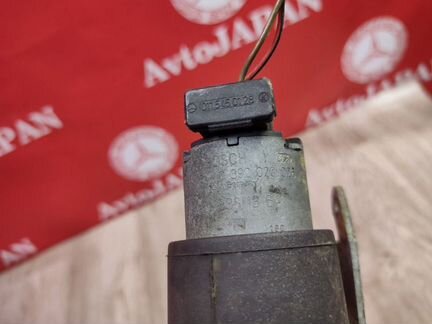 Дополнительная помпа Mercedes W210 Cdi E210