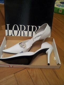 Белые свадебные туфли loriblu новые