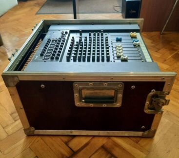 Рэк под микшер и обработку