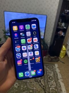 Телефон iPhone