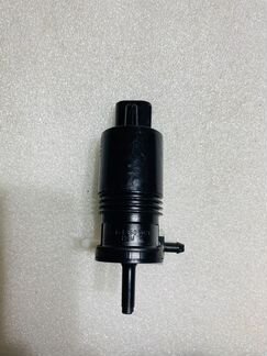 Насос бочка омывателя Mercedes w164 ML-GL 16486000