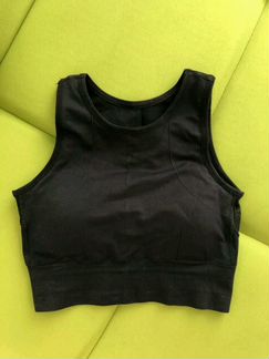 Спортивный топ