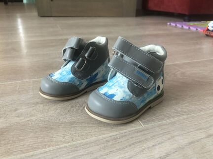 Ботинки Котофей новые