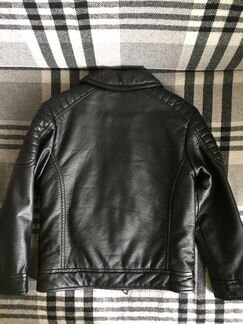 Новая Кожаная курточка на мальчика 110-116 р