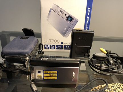 Компактный фотоаппарат