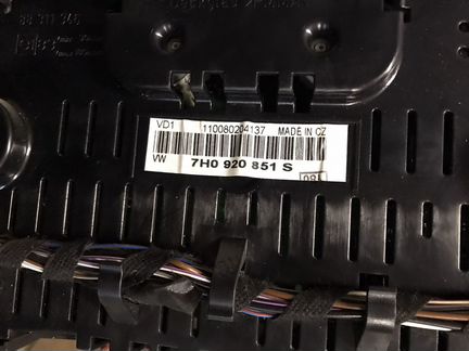 Приборная панель/щиток под АКПП VW T5