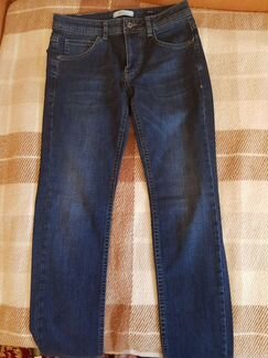 Джинсы Slim fit