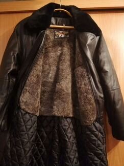 Кожаное пальто зимнее на подстежка р. 48-50