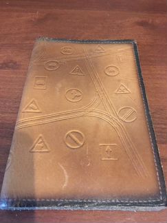 Портмоне. Натуральная Кожа. Тиснение «Дорожные зна