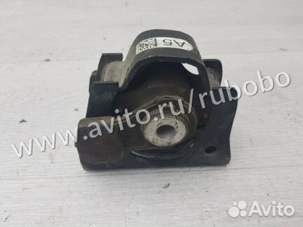Опора двигателя передняя Toyota Corolla E180