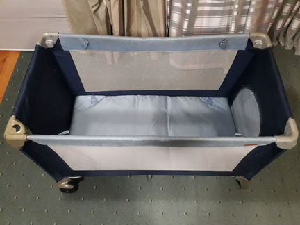 Манеж-кроватка