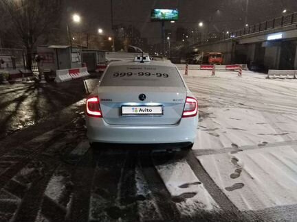 Skoda Rapid 1.6 AT, 2018, 155 000 км