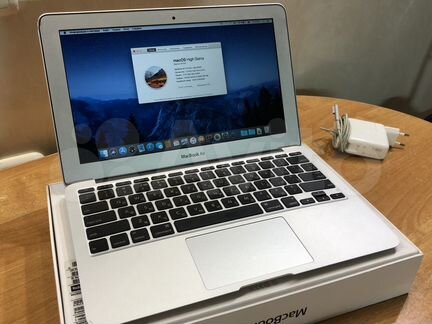 Apple MacBook Air 11 (late 2010)