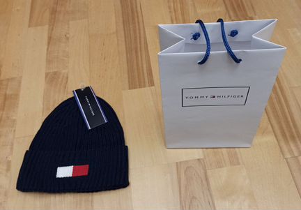 Шапка / Tommy Hilfiger / новая (тёмно-синяя)