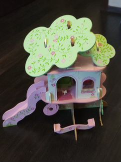 Кукольный дом-дерево