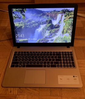 Ноутбук Asus F540U