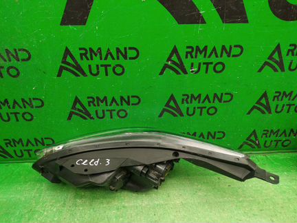 Фара правая Kia Ceed 3 2018