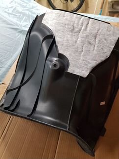 Обшива багажника BMW E60
