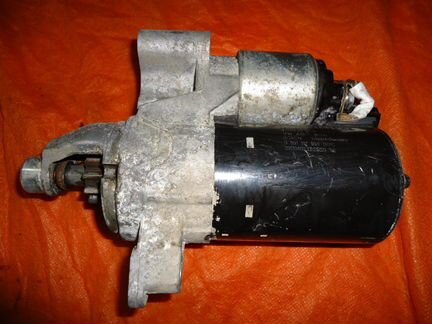 Стартер Audi A4 / A5 / A6 / A6Q / Q5 06H911021A