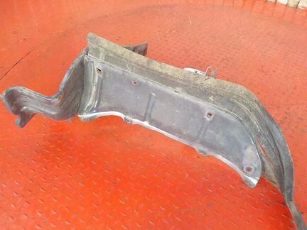 Кронштейн подножки Скания 4 серии 1310540