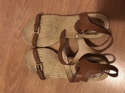 Сандалии Michael Kors 38