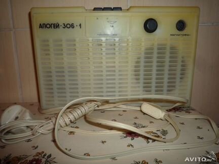 Трёхпрограммный приёмник Апогей-306-1. Винтаж