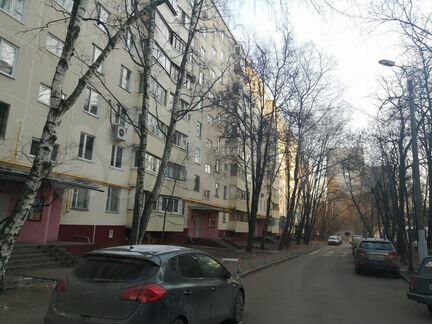 Комната 13 м² в 3-к, 1/9 эт.