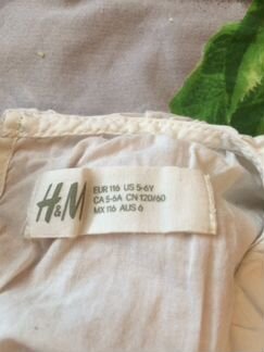 Новая блузка H&M на 4-6 лет рост 116-120 см