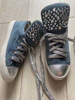 Кеды (очень горят на солнце стразы)