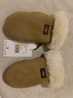 Варежки ugg 4-6лет