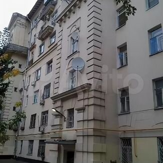 2-к квартира, 60 м², 1/7 эт.
