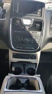 Chrysler TownCountry 11 DVD