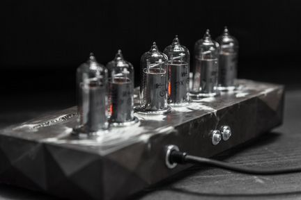 Сатурн-Б цветные тип: Черно-Белые