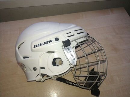 Хоккейный шлем Bauer на 5-7 лет